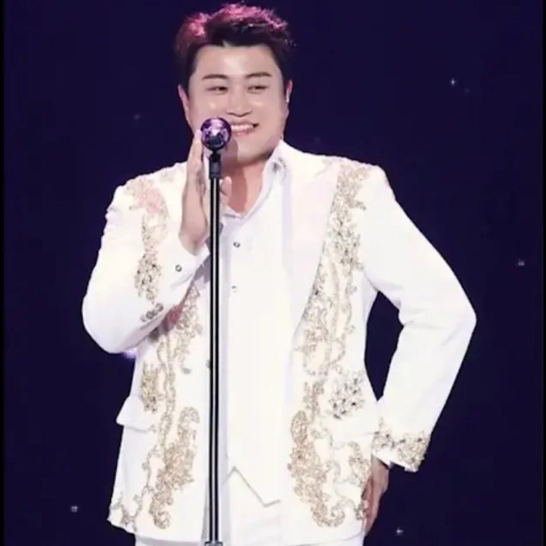 キム・ホジュンの最近の活動ショット