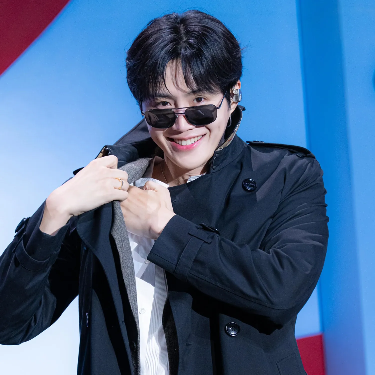 Behind-the-scenes cut of Kim Seonho