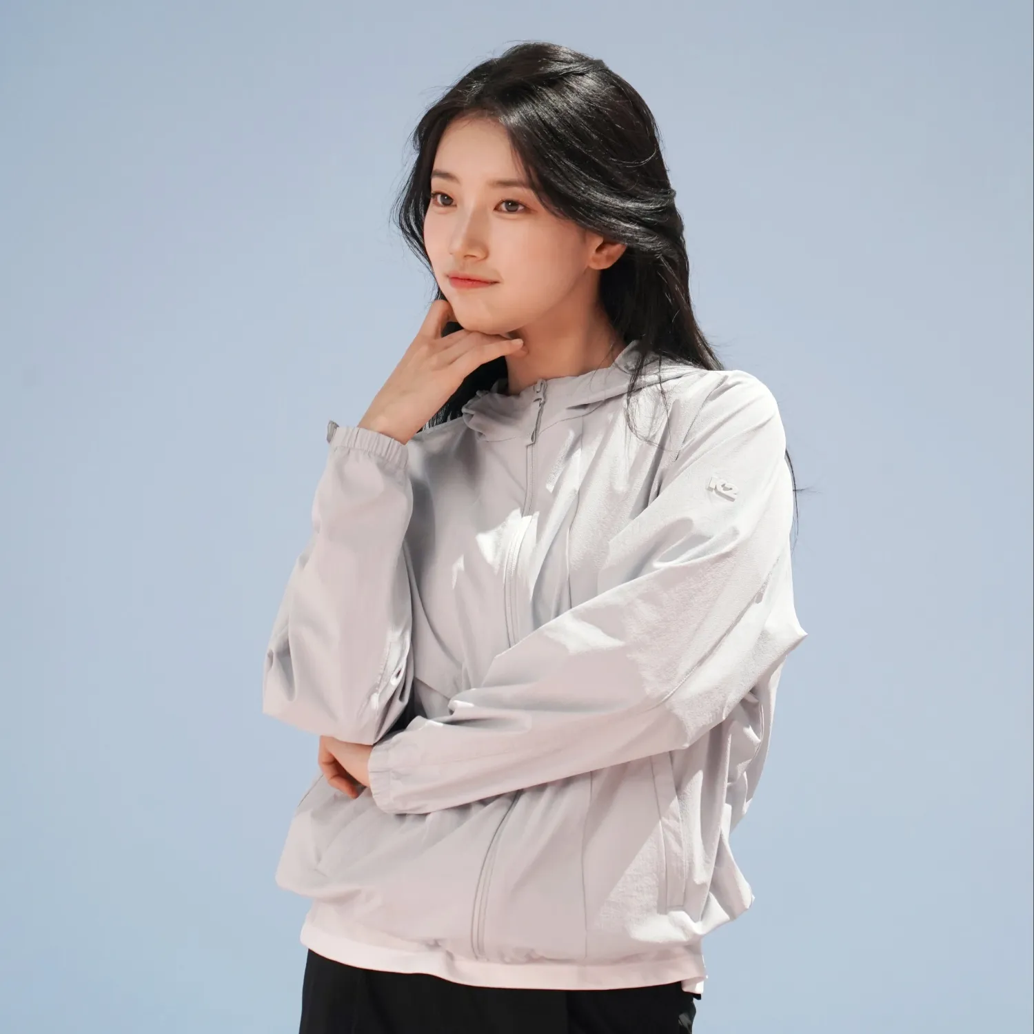 Behind-the-scenes cut of Bae Suzy