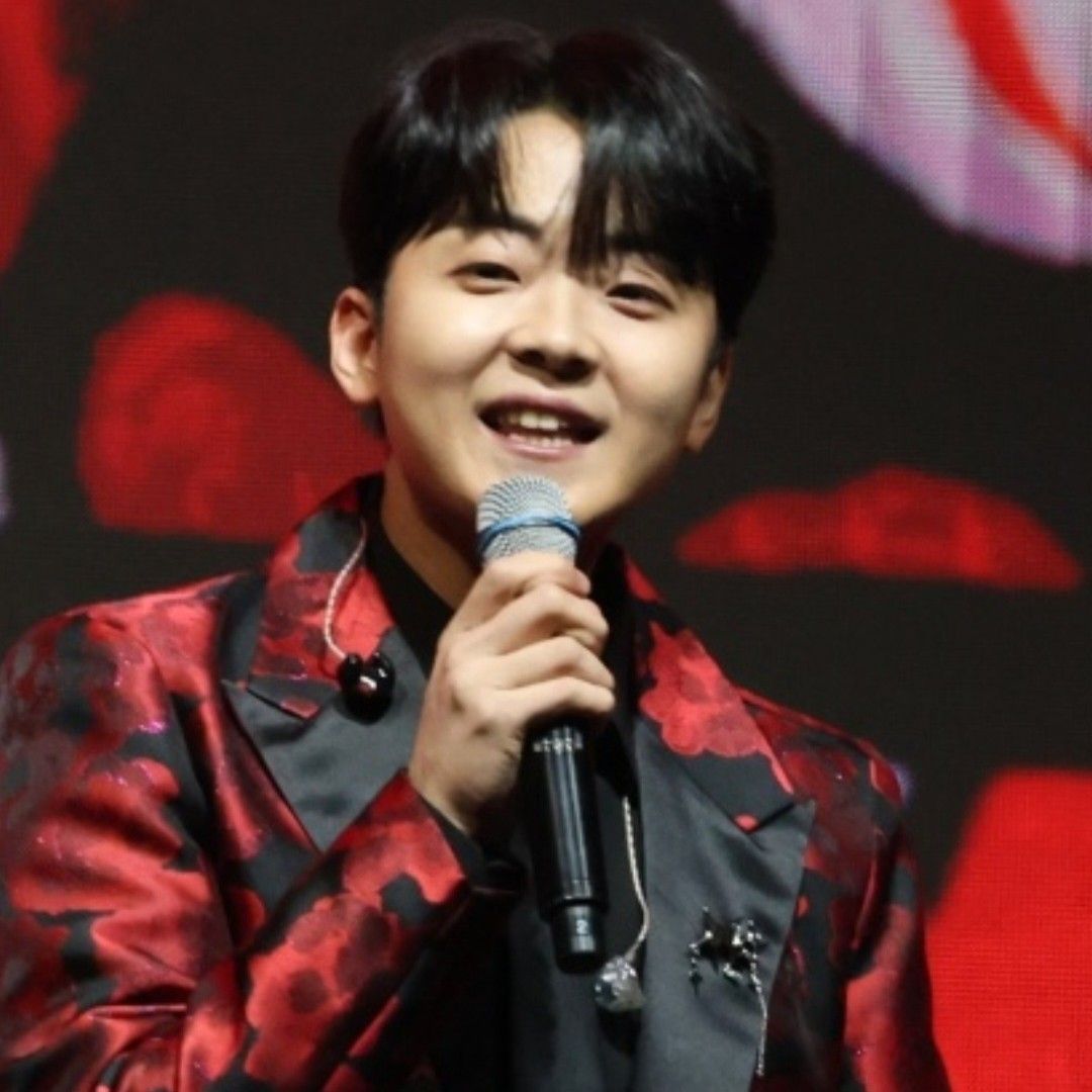 Behind-the-scenes cut of Park Minsu