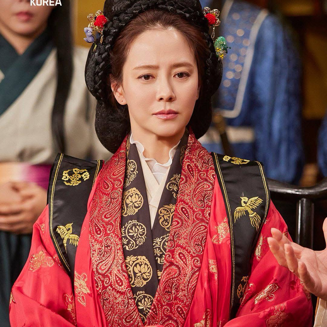 Foto kegiatan terbaru dari Song Jihyo