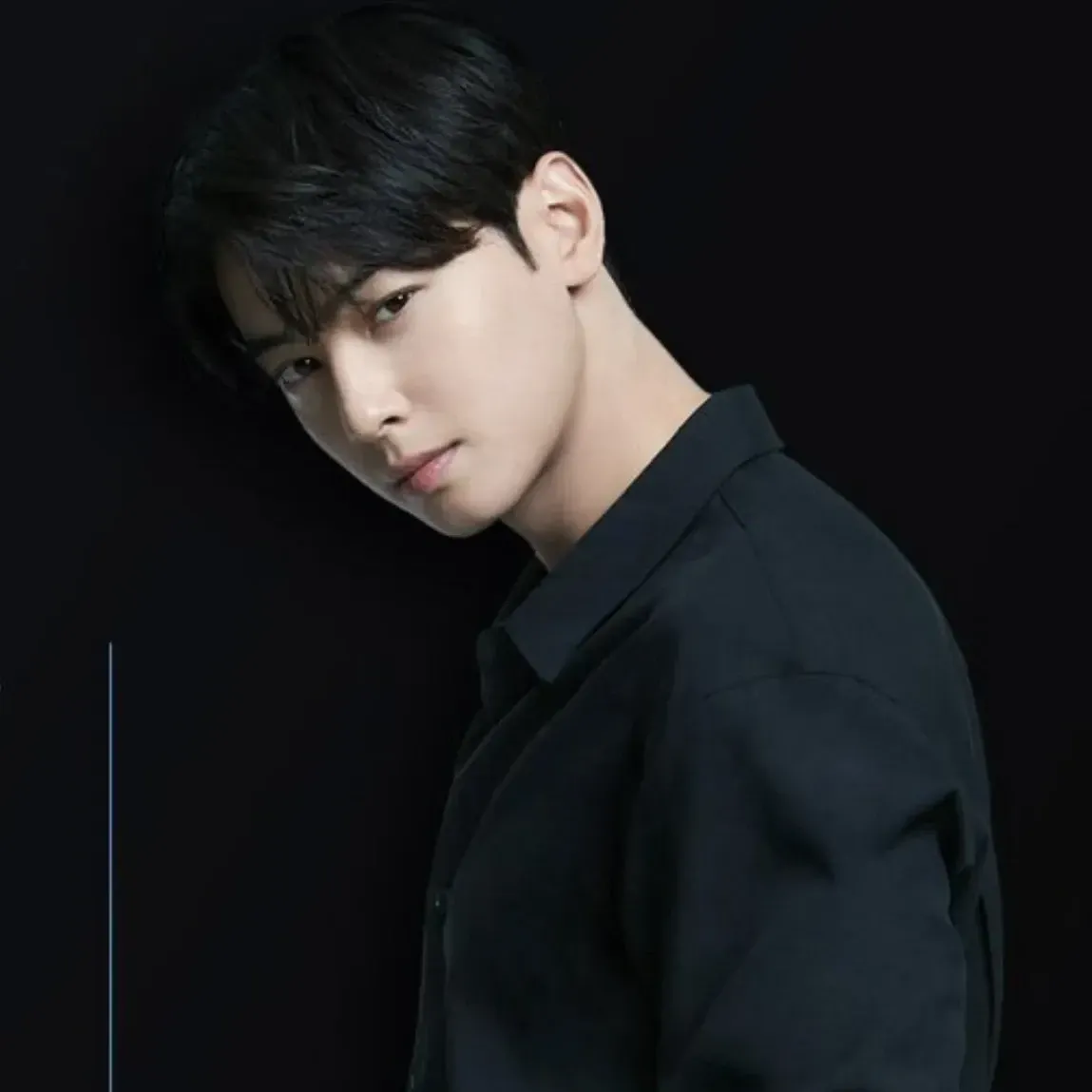 A moment captured by a fan of Cha Eunwoo
