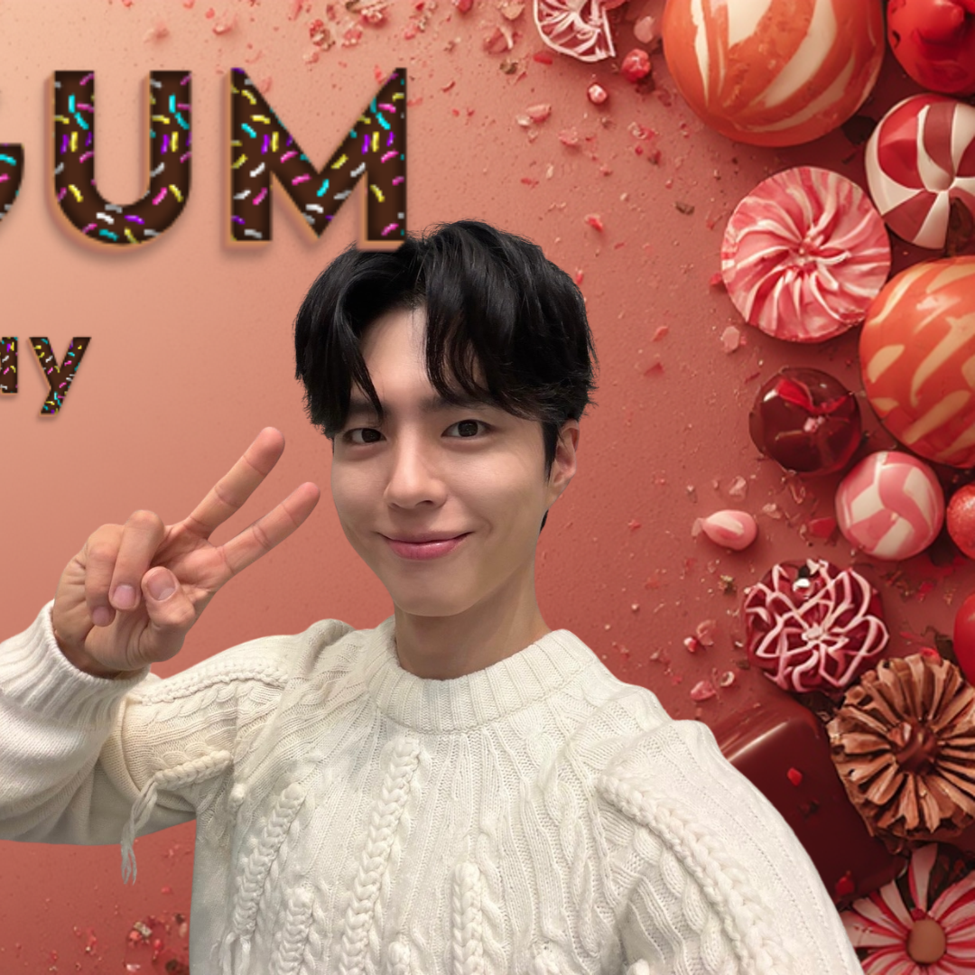 A moment captured by a fan of Park Bogum