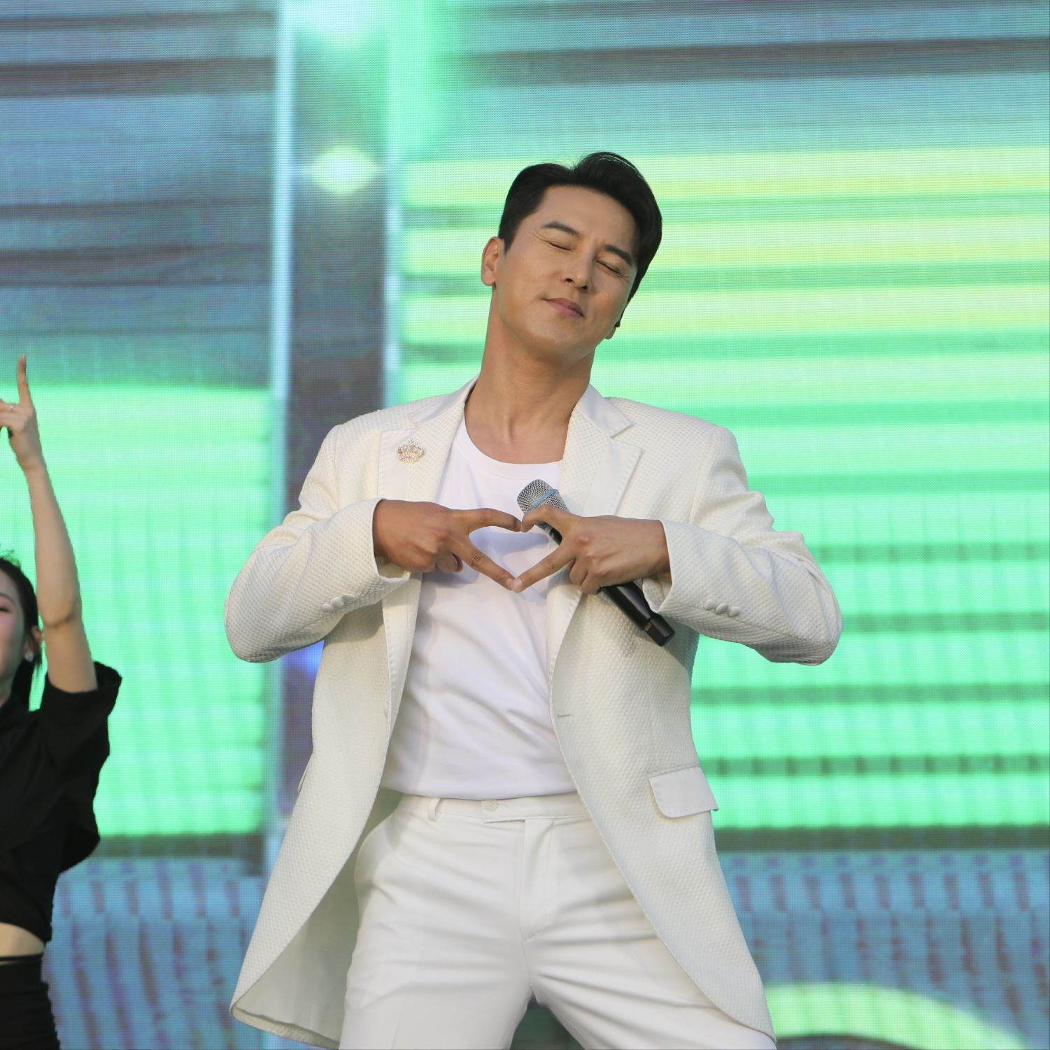 粉絲拍下的張民好瞬間