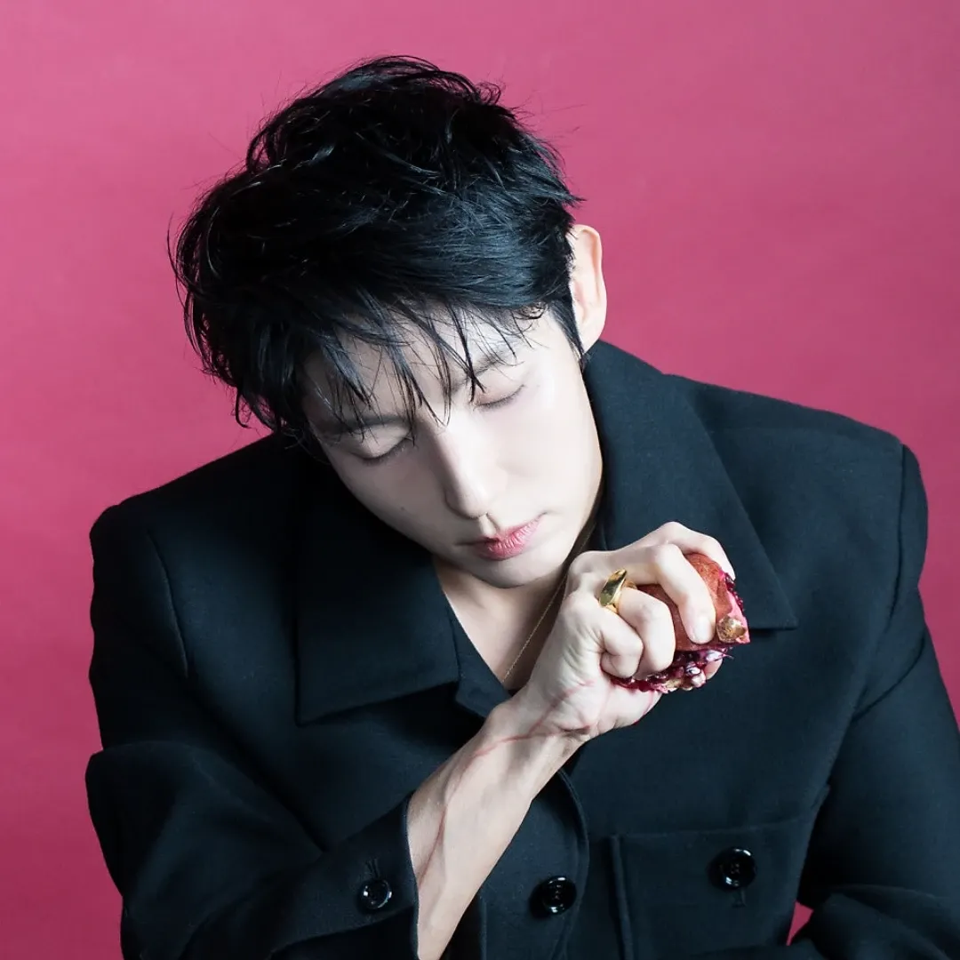 Recent activity shot of Lee Joongi