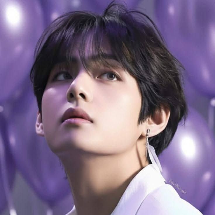 Konten selebriti populer yang sedang hangat di komunitas