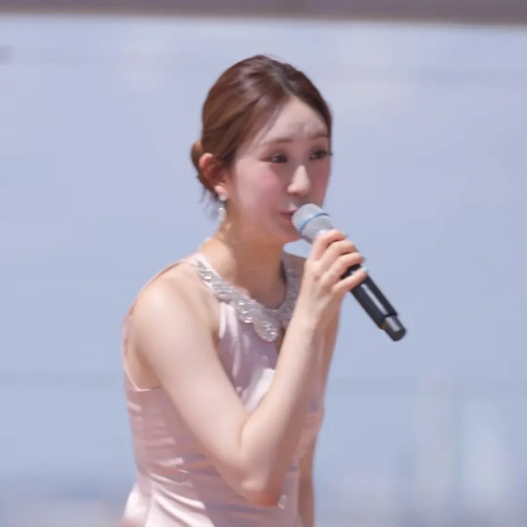 Behind-the-scenes cut of Jeon Yujin