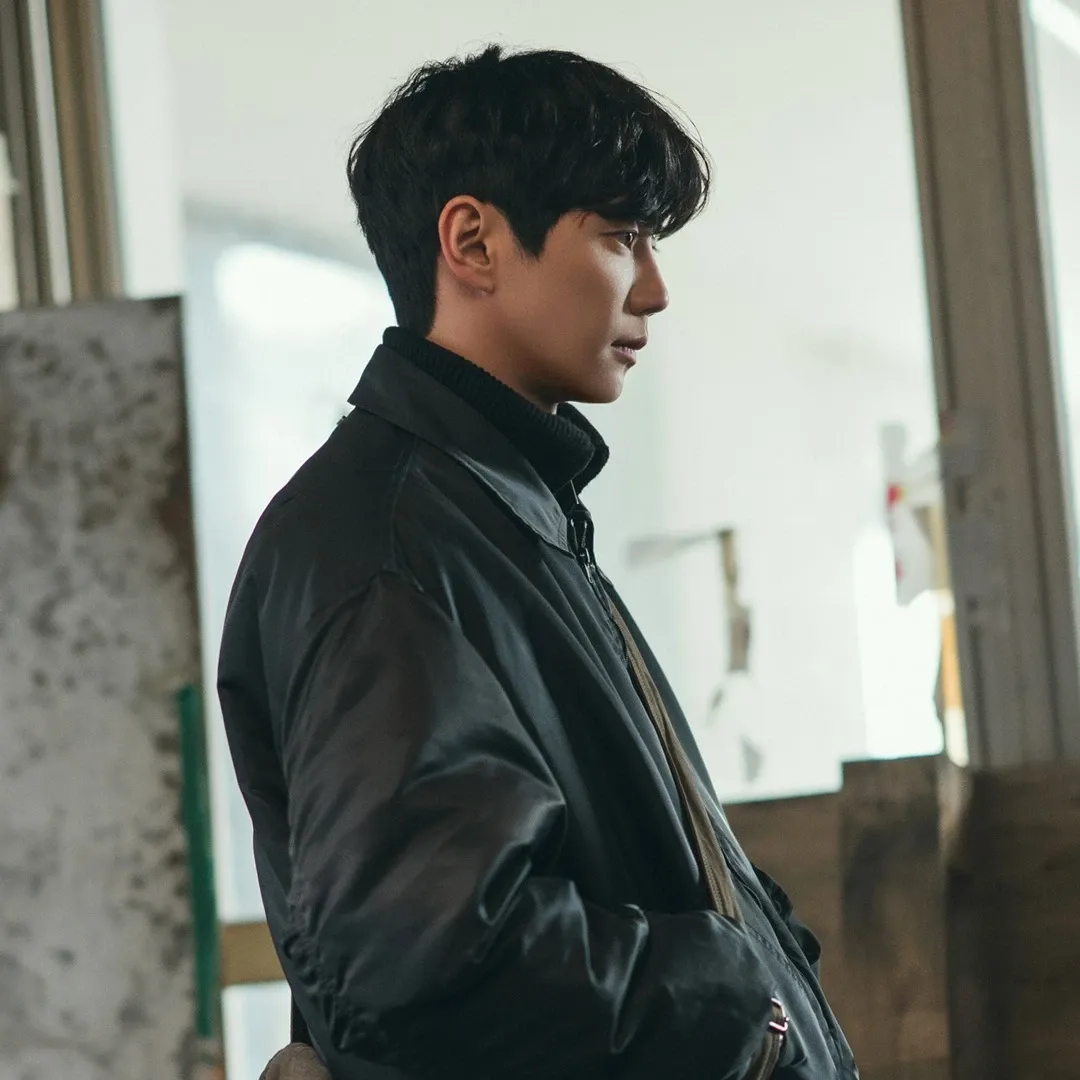 Latest photo of Lee Junyoung