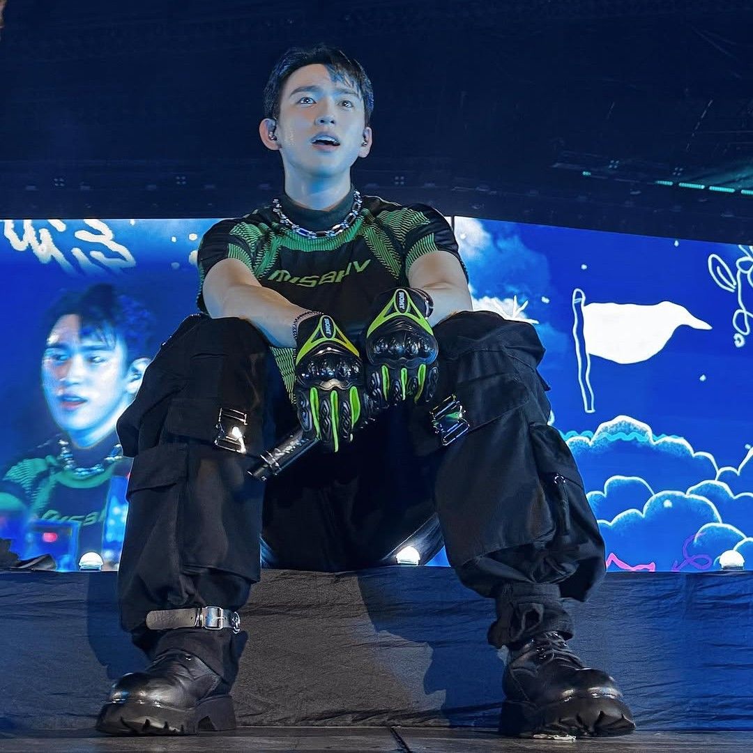 パク・ジニョンのビハインドカット