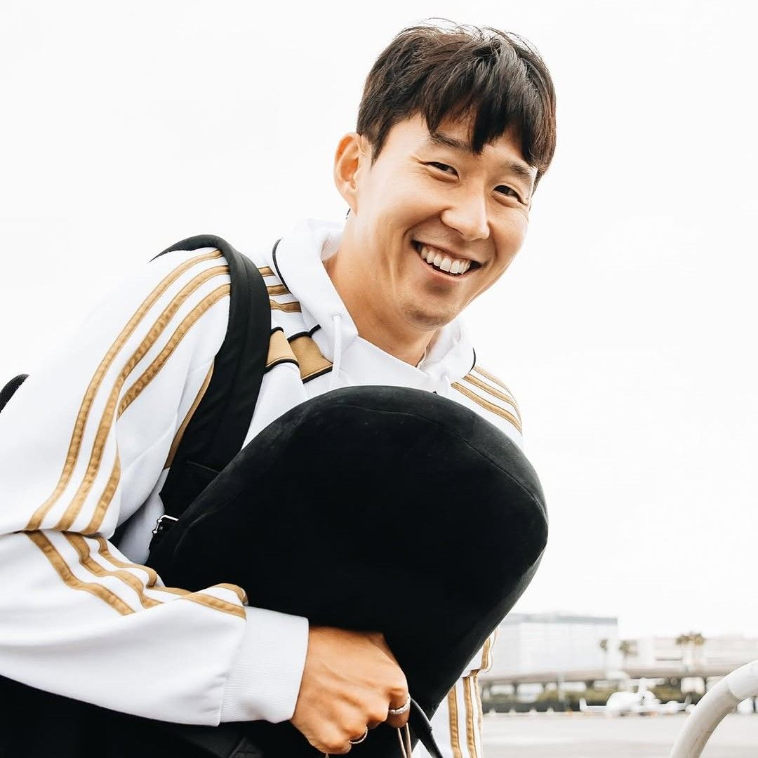 Son Heungmin的最新照片