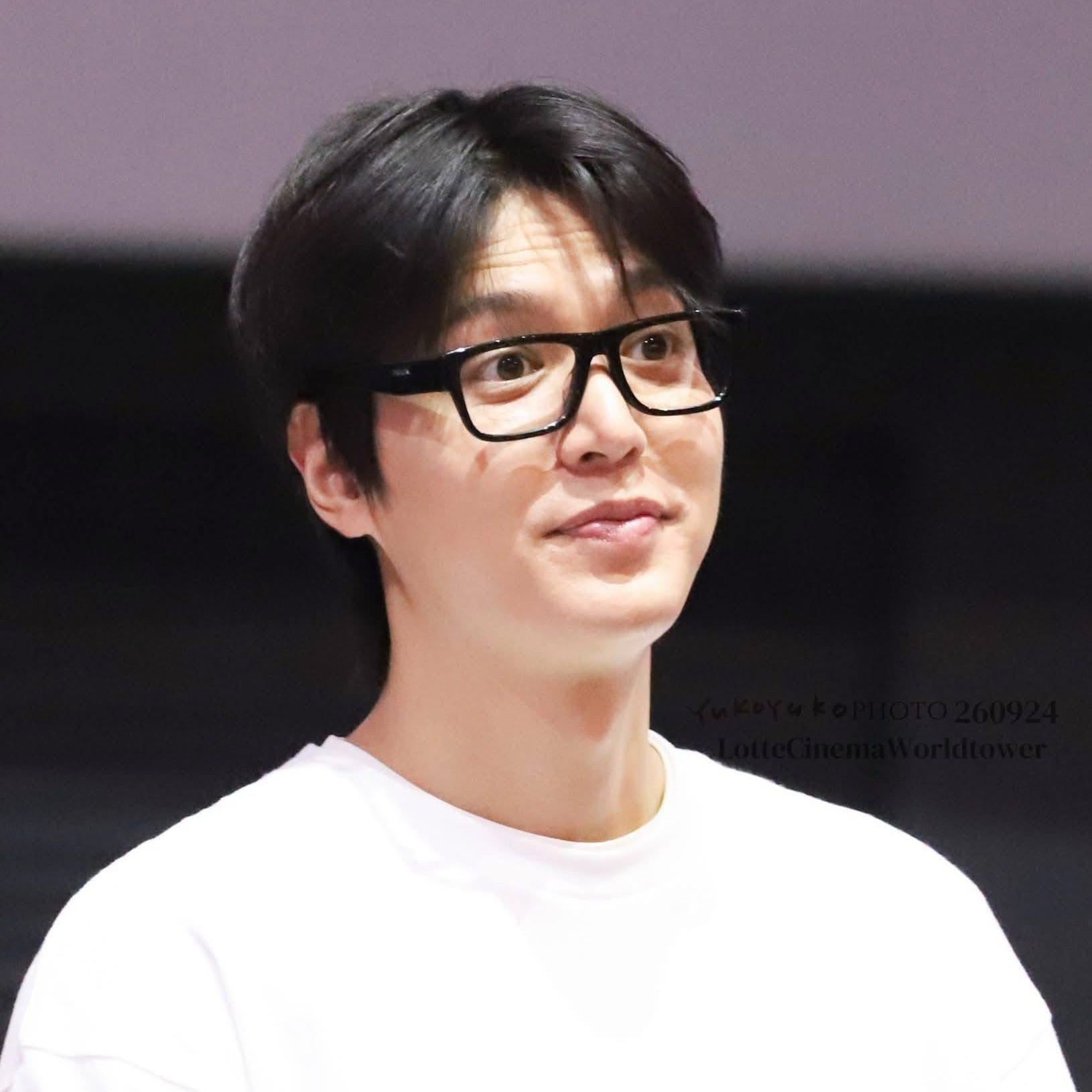 Behind-the-scenes cut of Lee Minho