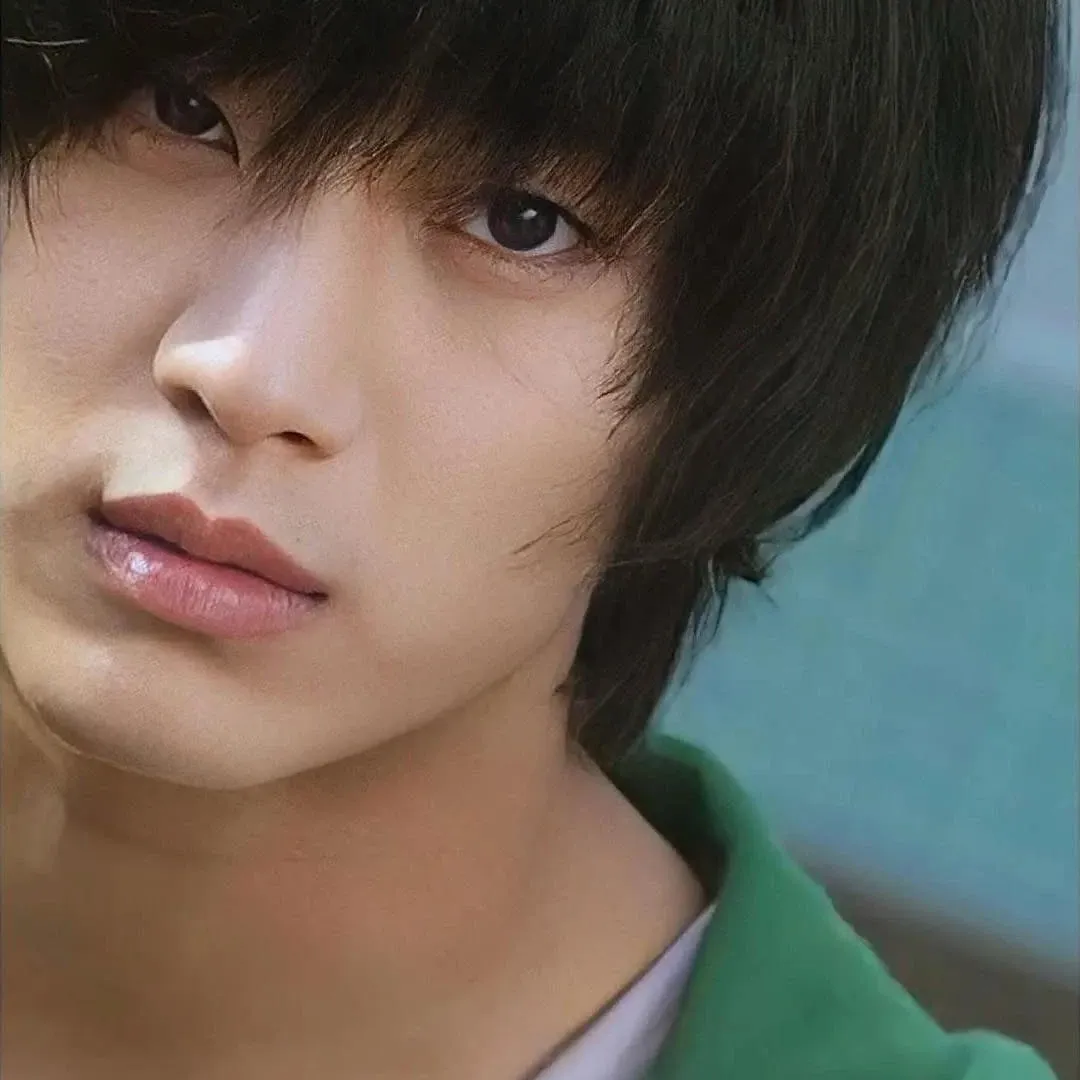 Behind-the-scenes cut of Kim Soohyun