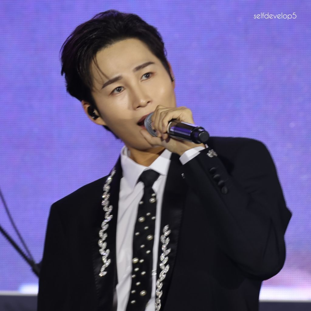 김희재 최근 활동샷