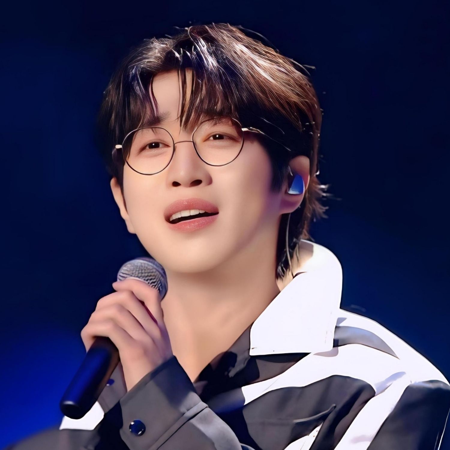 Behind-the-scenes cut of An Sunghoon