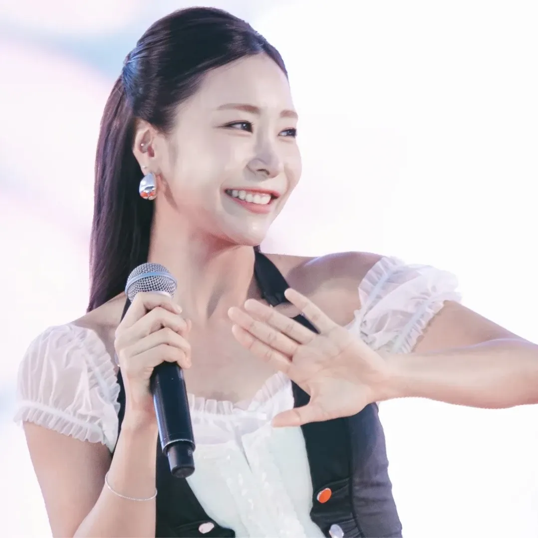 Behind-the-scenes cut of Huh Chanmi