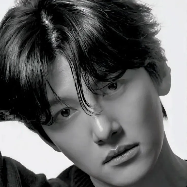 Behind-the-scenes cut of Ji Changwook