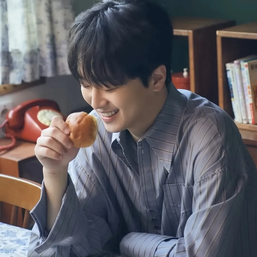 Momen yang diabadikan oleh penggemar Lee Chanwon