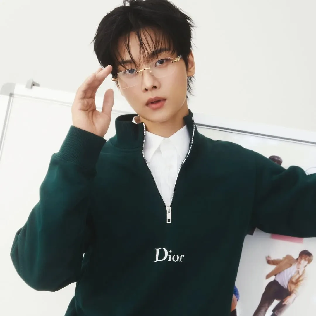 Recent activity shot of Cha Hakyeon (N)