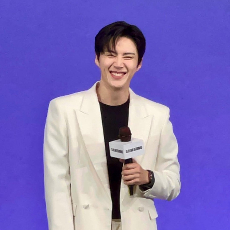 A moment captured by a fan of Kim Seonho