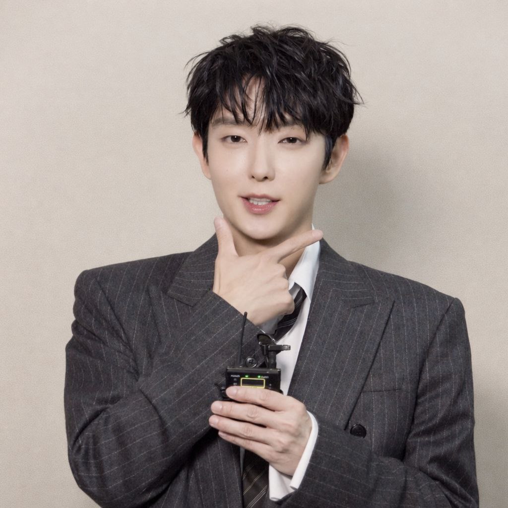 Recent activity shot of Lee Joongi