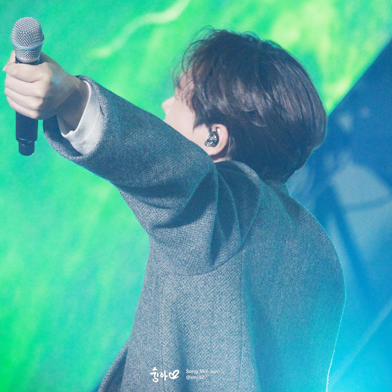 Behind-the-scenes cut of Song Minjun