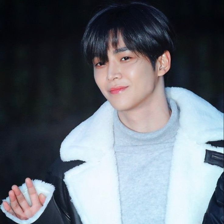 로운 최근 활동샷