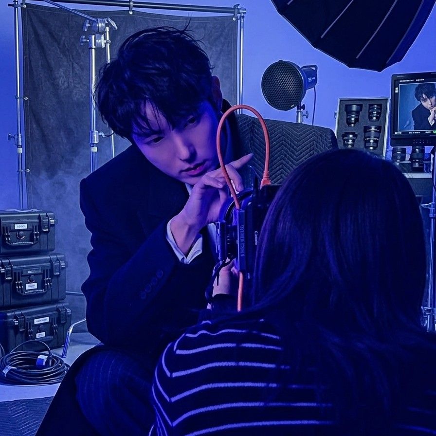 Cuplikan di balik layar dari Lee Joongi