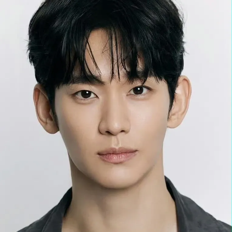 Latest photo of Kim Soohyun