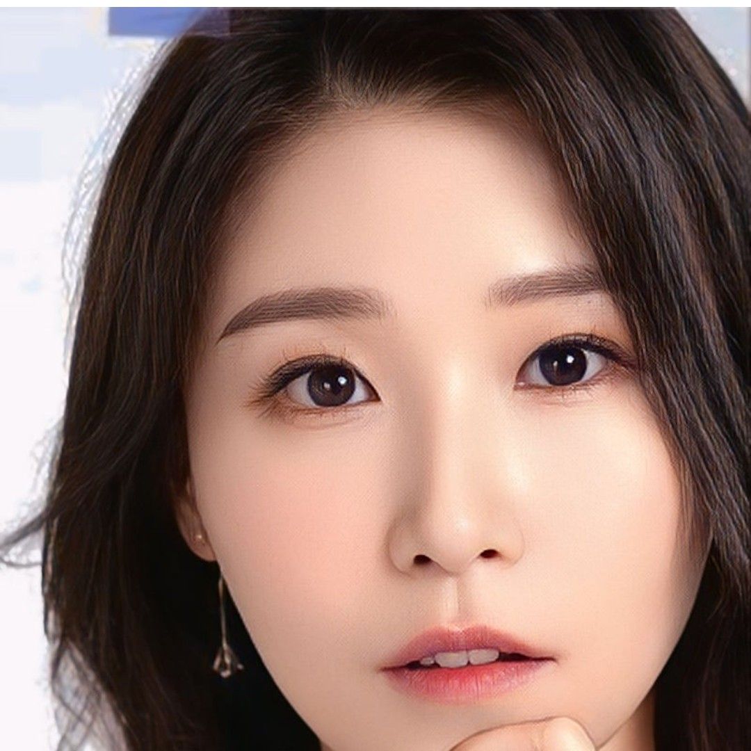 Recent activity shot of Lee Sona