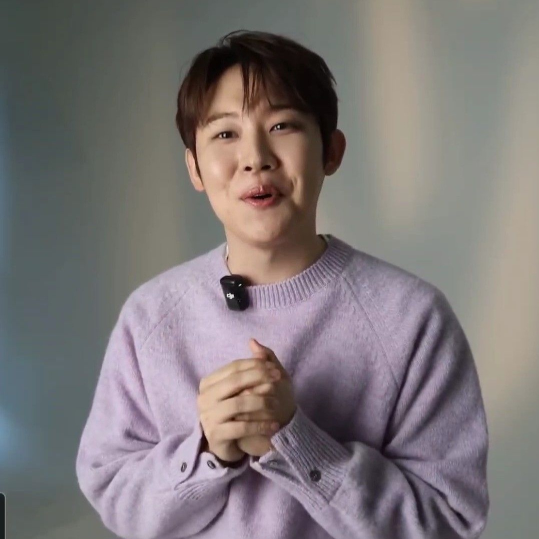 Behind-the-scenes cut of Jinuk