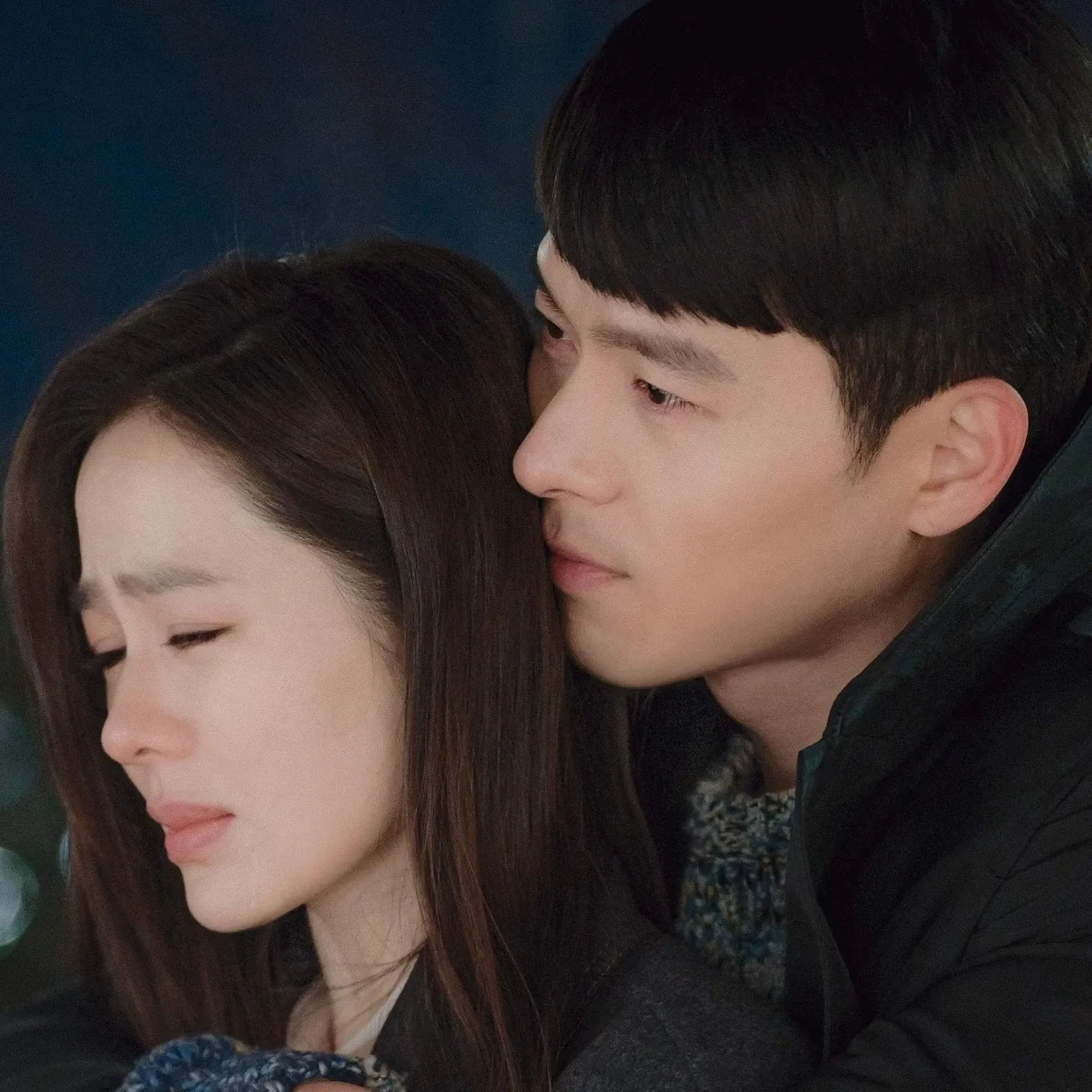 Momen yang diabadikan oleh penggemar Hyun Bin