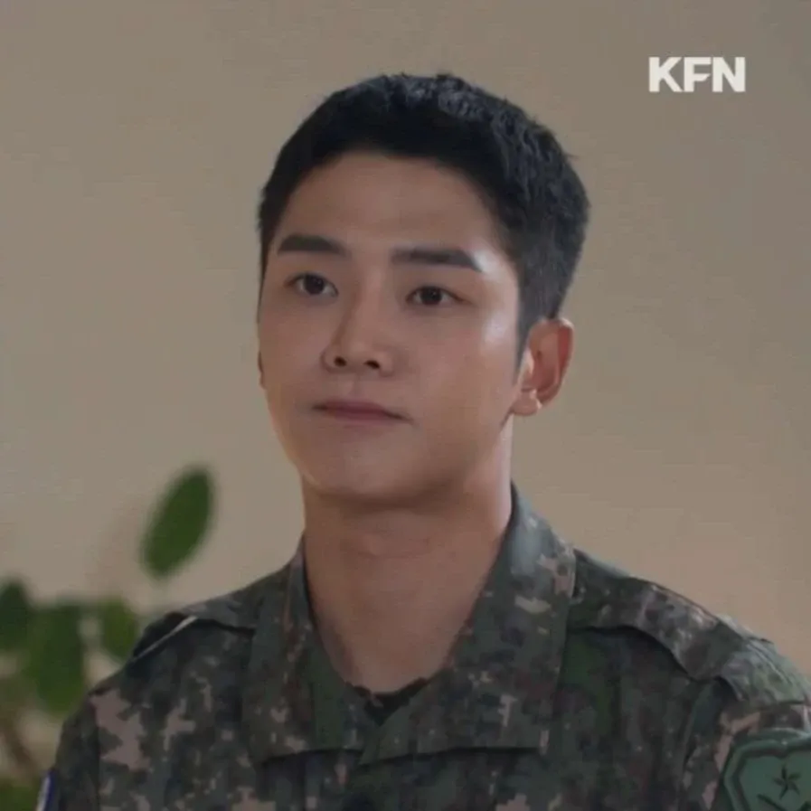 Foto terbaru dari Rowoon