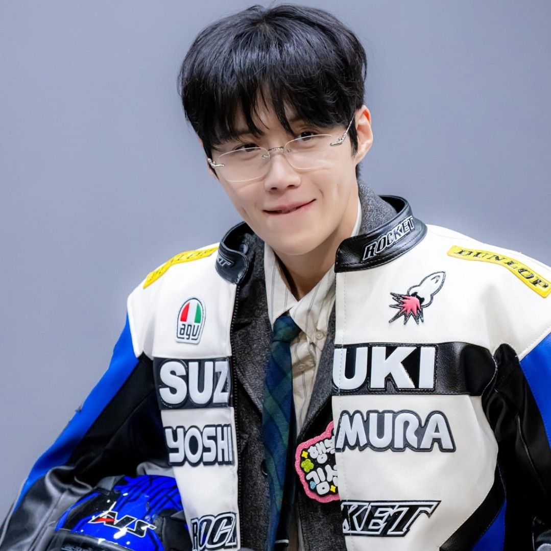 A moment captured by a fan of Kim Seonho