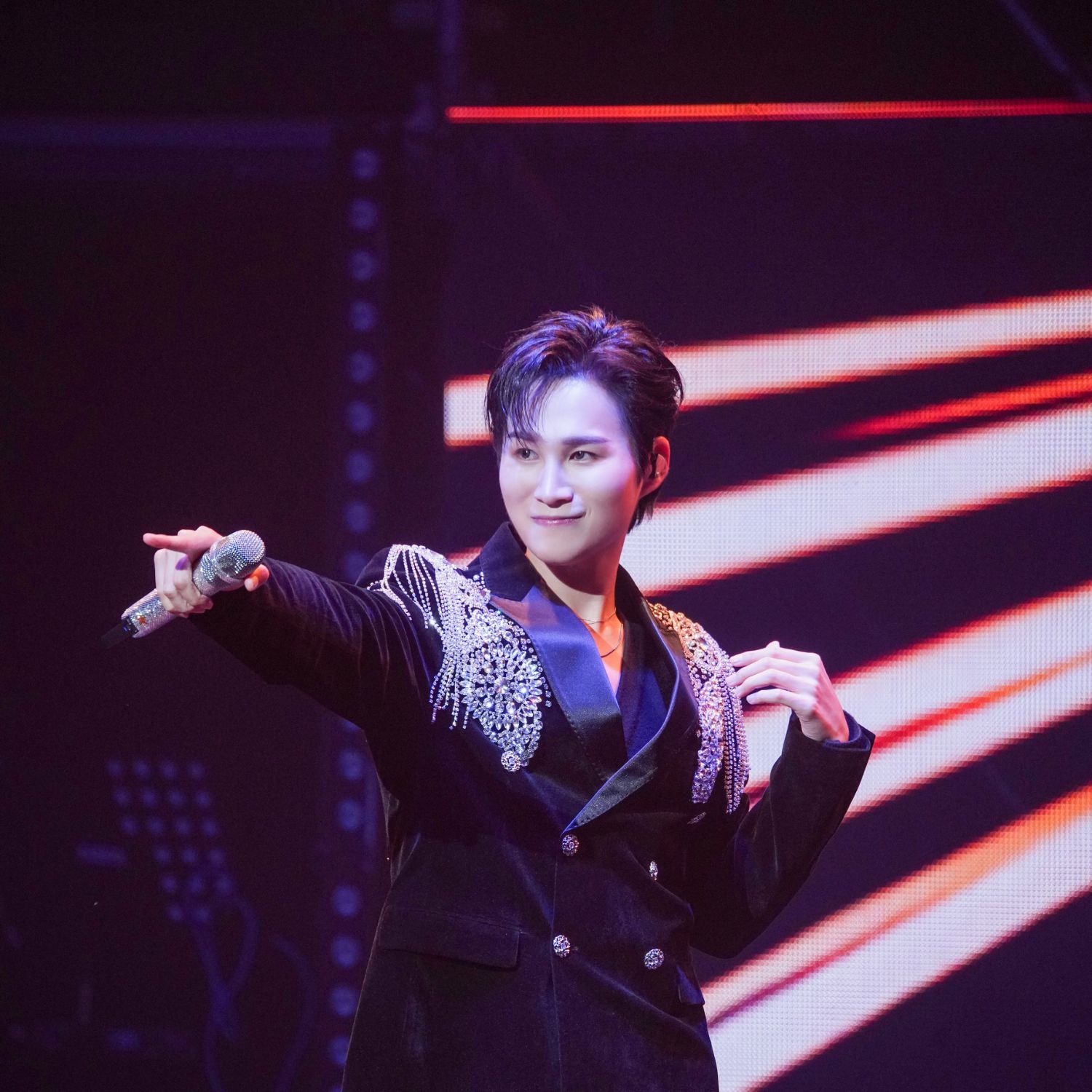 金熙栽的最新照片