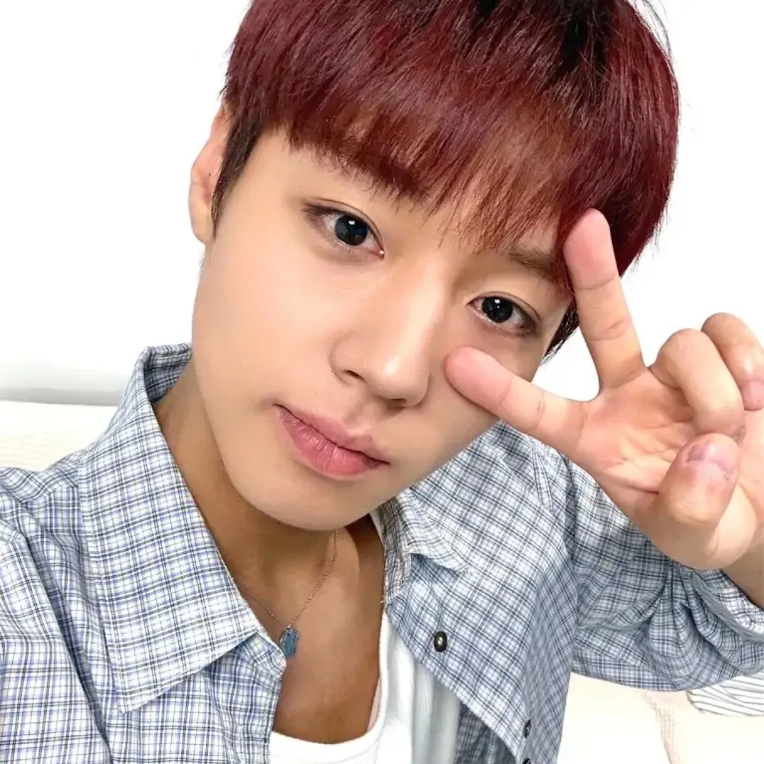 Latest photo of Park Jihoon