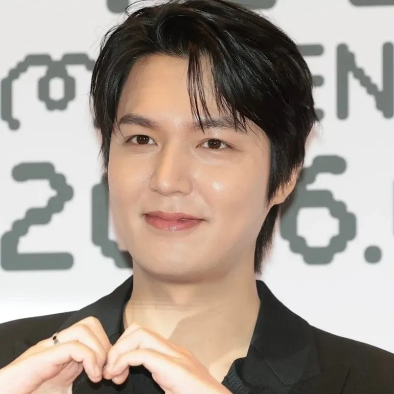 Latest photo of Lee Minho