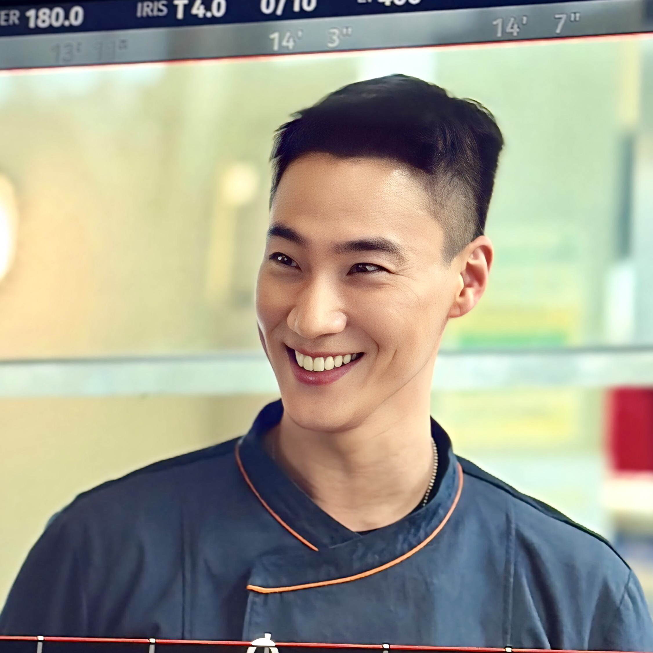 Behind-the-scenes cut of Lee Hongnae