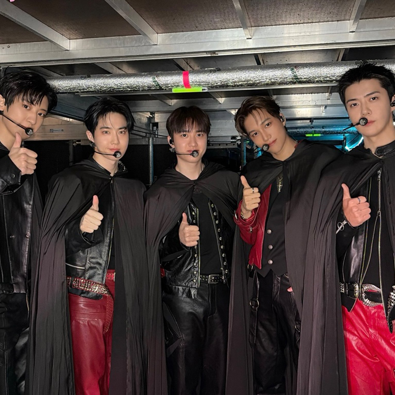 都暻秀 (D.O.)的幕後花絮