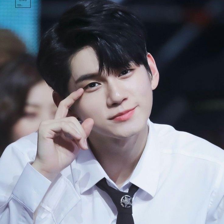 邕圣祐的最新照片