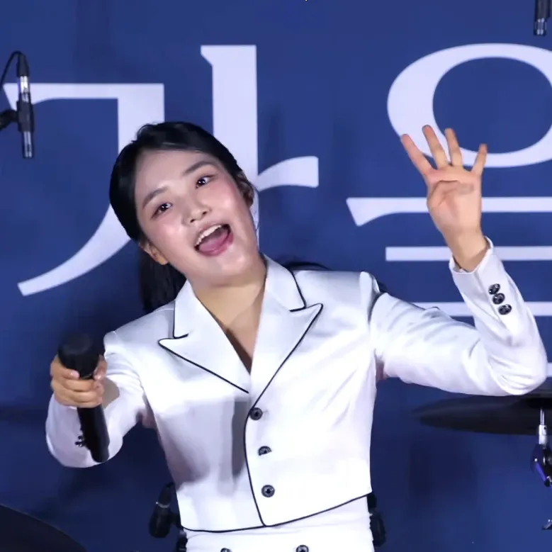 Cuplikan di balik layar dari Kim Taeyeon