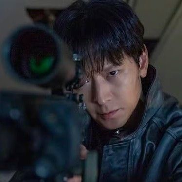 Recent activity shot of Kang Dongwon