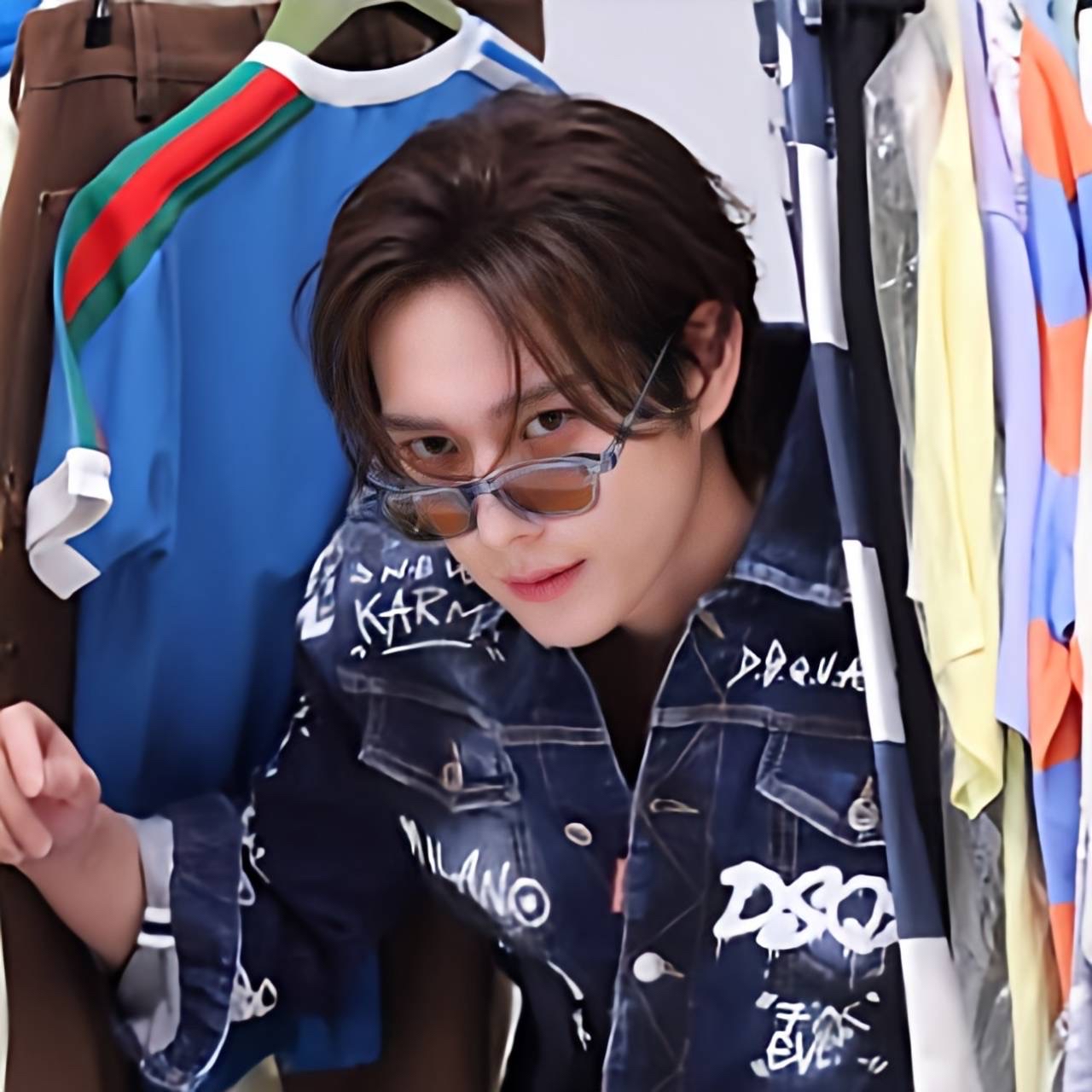 Behind-the-scenes cut of Kim Youngdae
