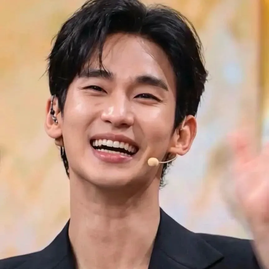 Latest photo of Kim Soohyun