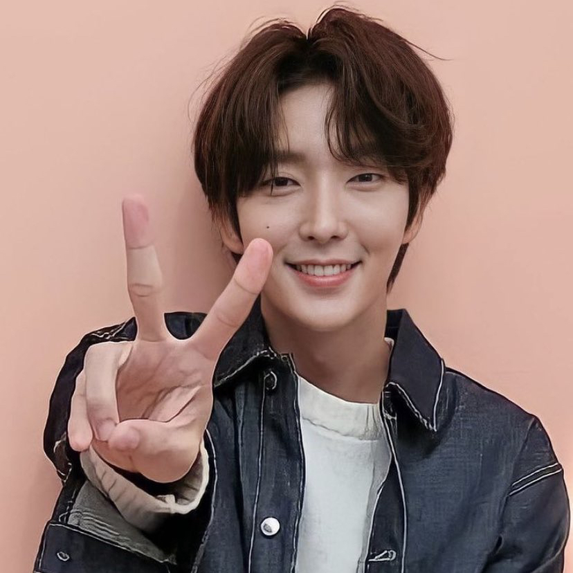 Foto kegiatan terbaru dari Lee Joongi