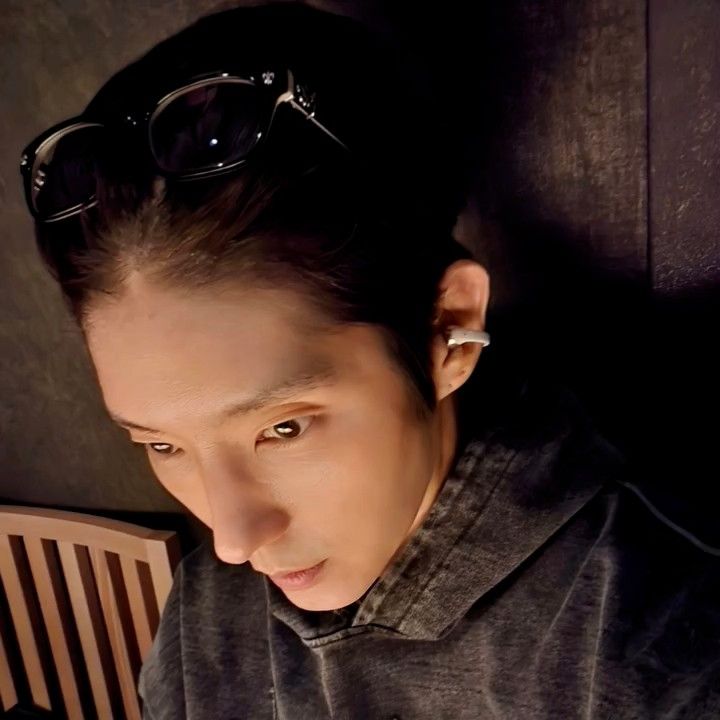 Latest photo of Lee Joongi