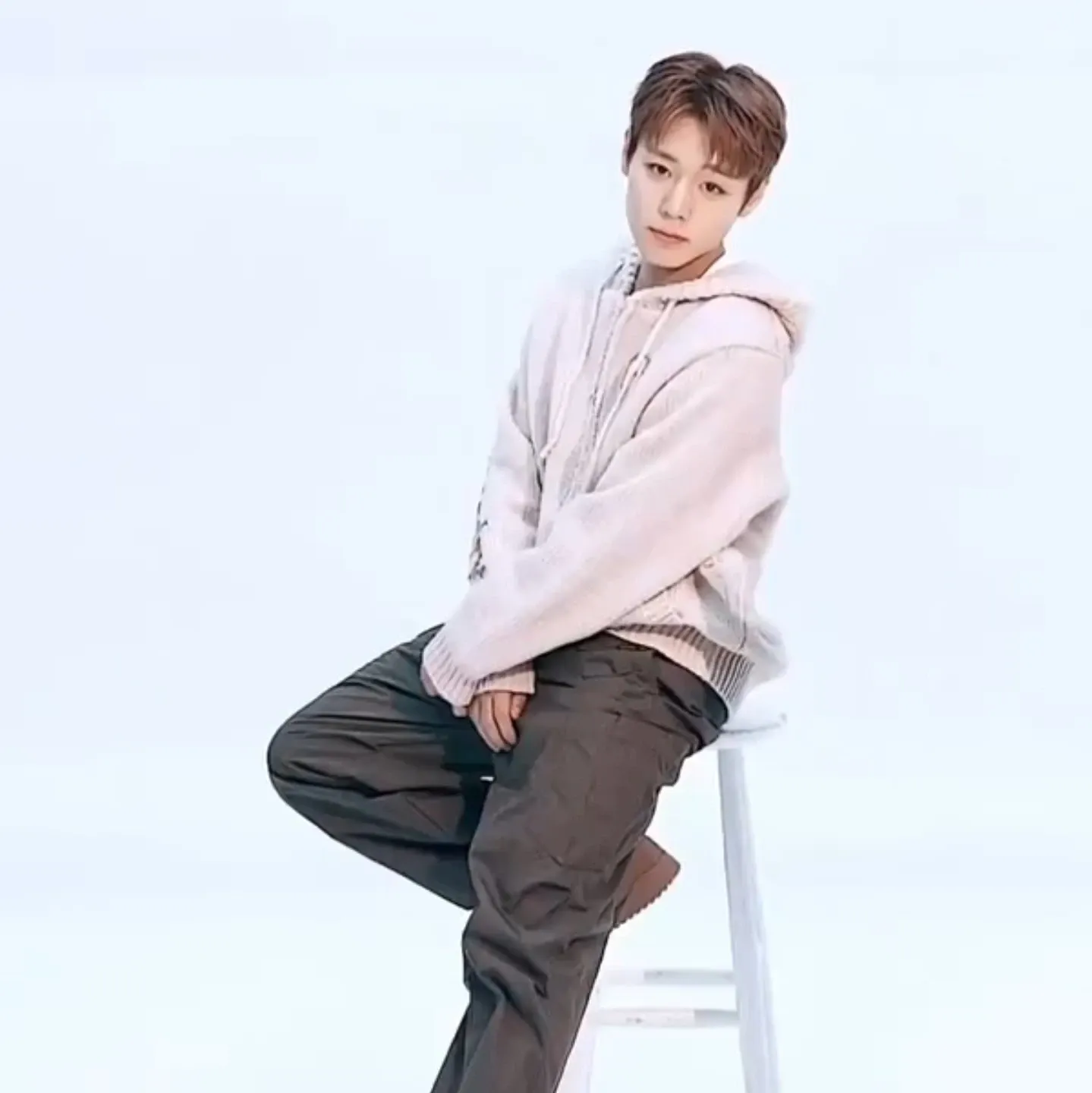 Latest photo of Park Jihoon