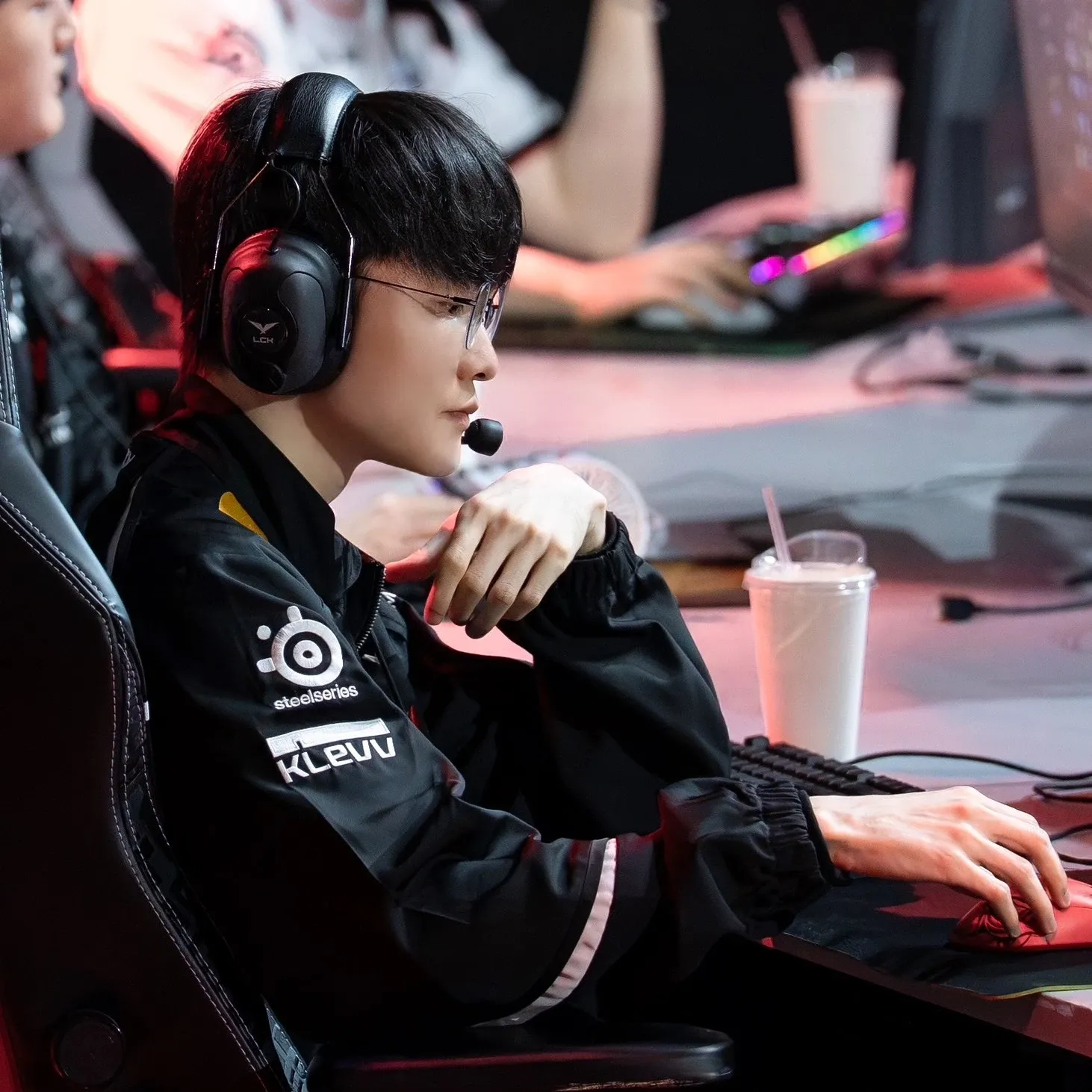 A moment captured by a fan of Faker