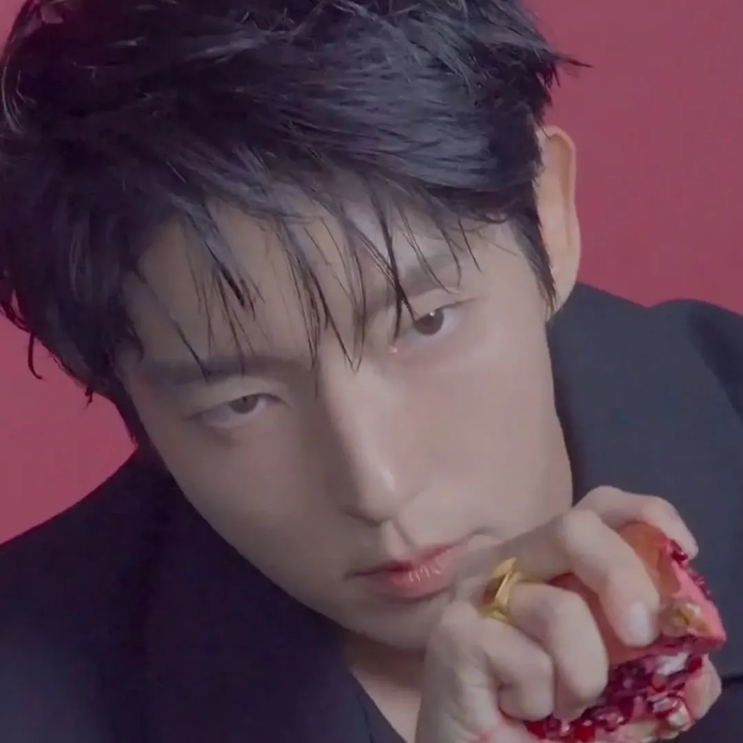 Momen yang diabadikan oleh penggemar Lee Joongi