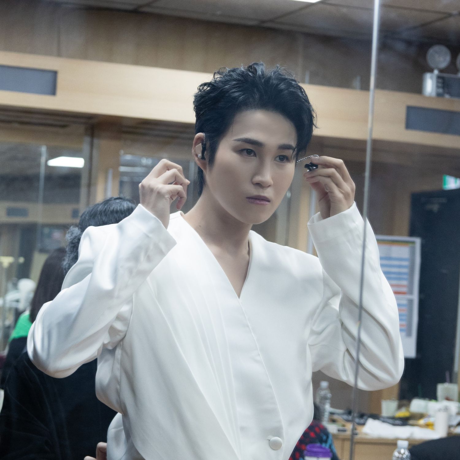 김희재의 비하인드 컷