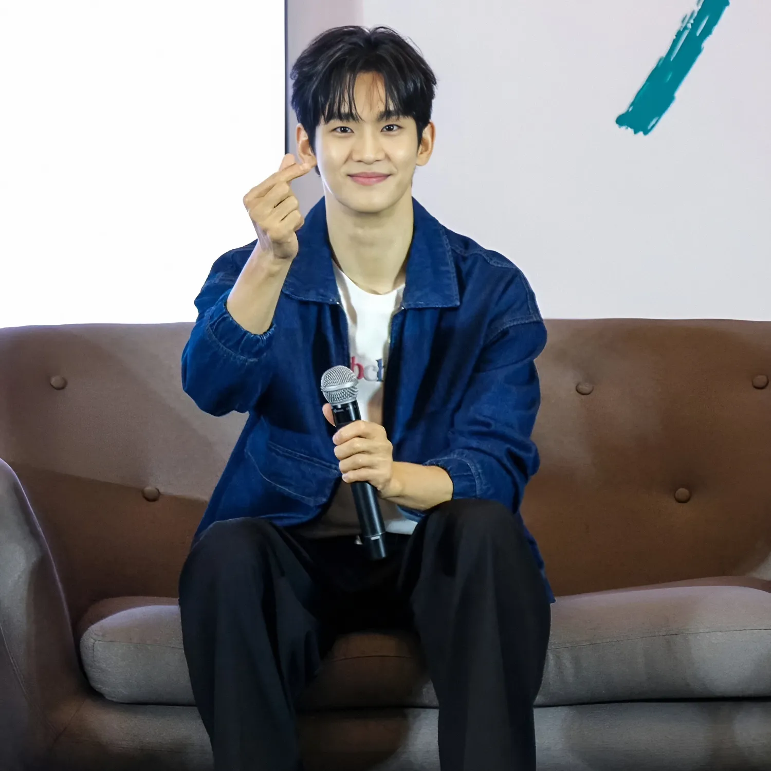 Recent activity shot of Kim Soohyun